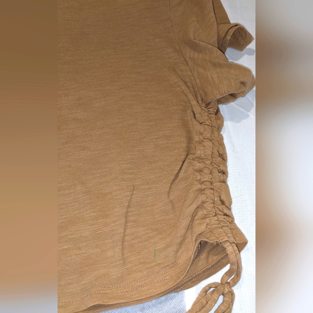 Universal Thread Ruched Cropped T-shirt - Picture 3 of 7